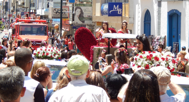 Desfile das Rosas será neste sábado, na região central de Barbacena
