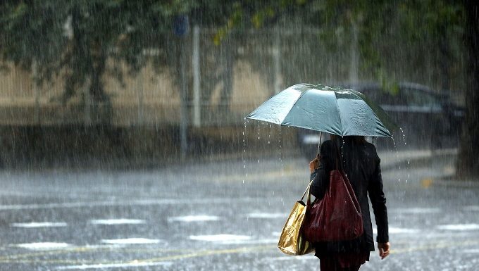 Fim de semana deve ser com bastante chuva
