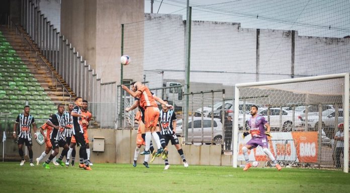 Athletic sai atrás no placar, empata nos acréscimos, mas é derrotado nos pênaltis e é vice campeão mineiro