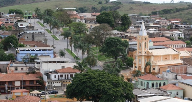 Dores de Campos completa 80 anos nesta segunda