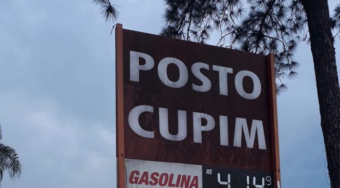 Boicote a postos de combustíveis de Barroso continuam: Internautas descobrem gasolina a 4,14 na região
