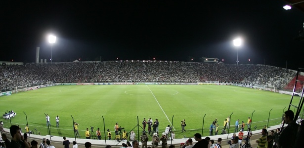 Athletic empatou com o Democrata jogando na Arena do Jacaré