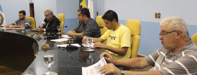 Câmara e Prefeitura de Barroso prestam contas em audiência pública