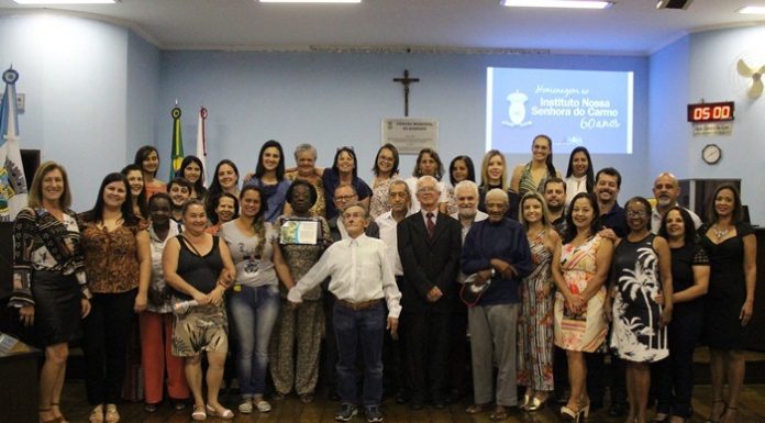 Instituto Nossa Senhora do Carmo é homenageado pela Câmara de Barroso