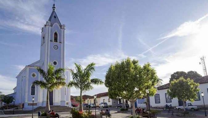 Governo estuda extinção de até 231 cidades de Minas Gerais