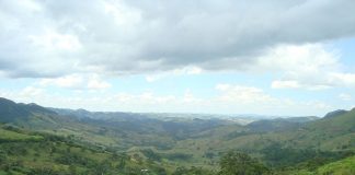 Homem de 61 anos é encontrado morto em casa em Santa Bárbara do Tugúrio Vista panorâmica do Vale do Rio Pomba, em Santa Bárbara do Tugúrio
