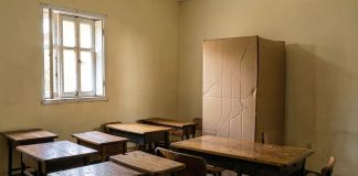 Lula é reeleito e vence em Barroso com 59,35% dos votos no 2º turno Sala de aula de escola pública preparada como local de votação em cidade do interior de Minas